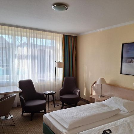 אמדן Upstalsboom Parkhotel מראה חיצוני תמונה