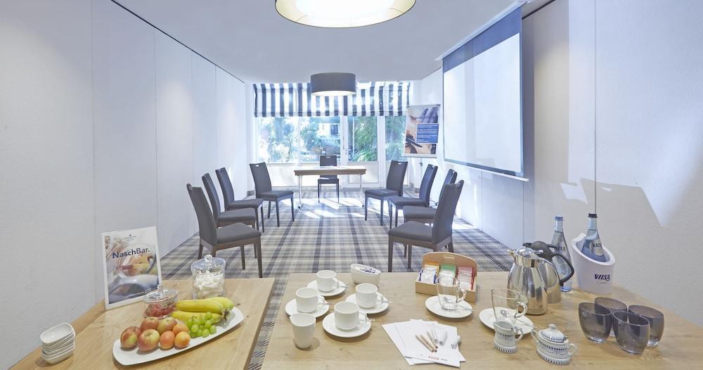 אמדן Upstalsboom Parkhotel מראה חיצוני תמונה