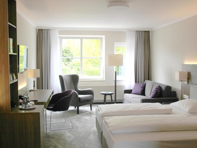 אמדן Upstalsboom Parkhotel מראה חיצוני תמונה